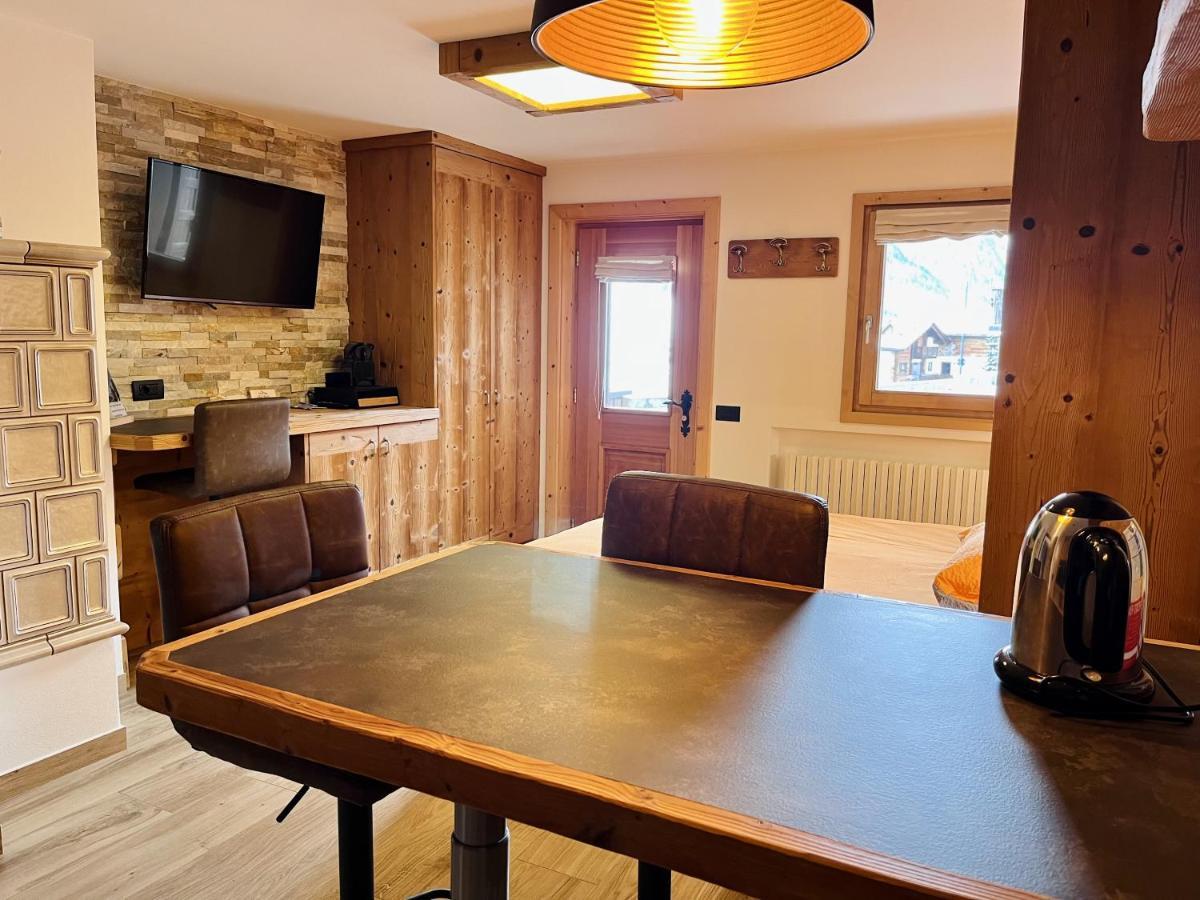 Chalet Nicolin Livigno Exterior photo